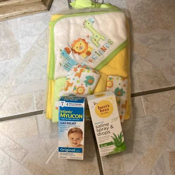 Newborn bundle - Picture 1 of 6